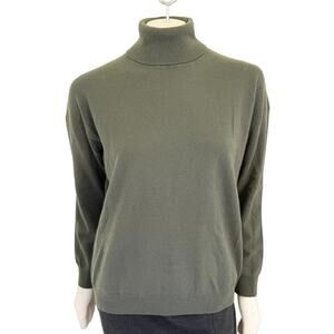 CLOSED Wool Cashmere Minimalist Turtleneck Sweater in Olive Green SZ M